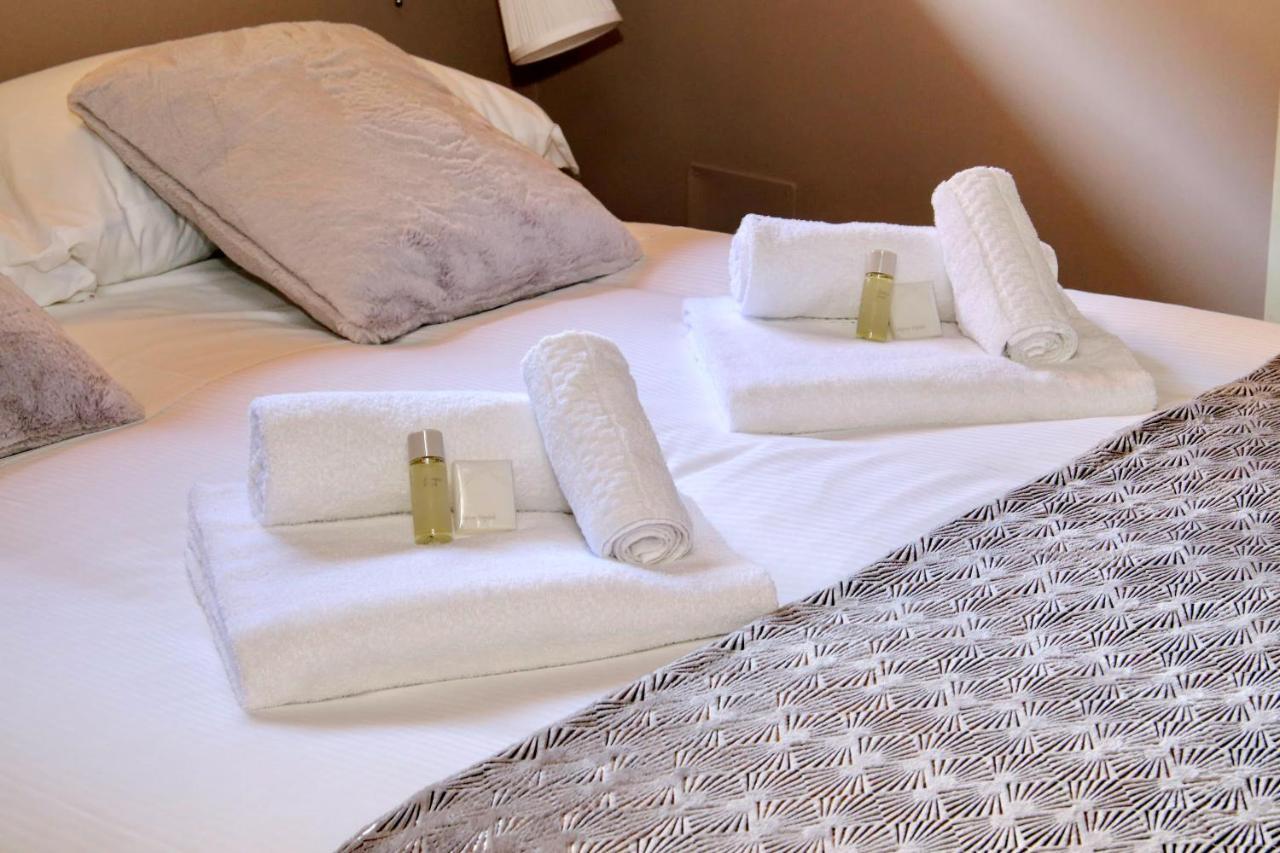 Rent In Rome Trevi Fountain Suite מראה חיצוני תמונה